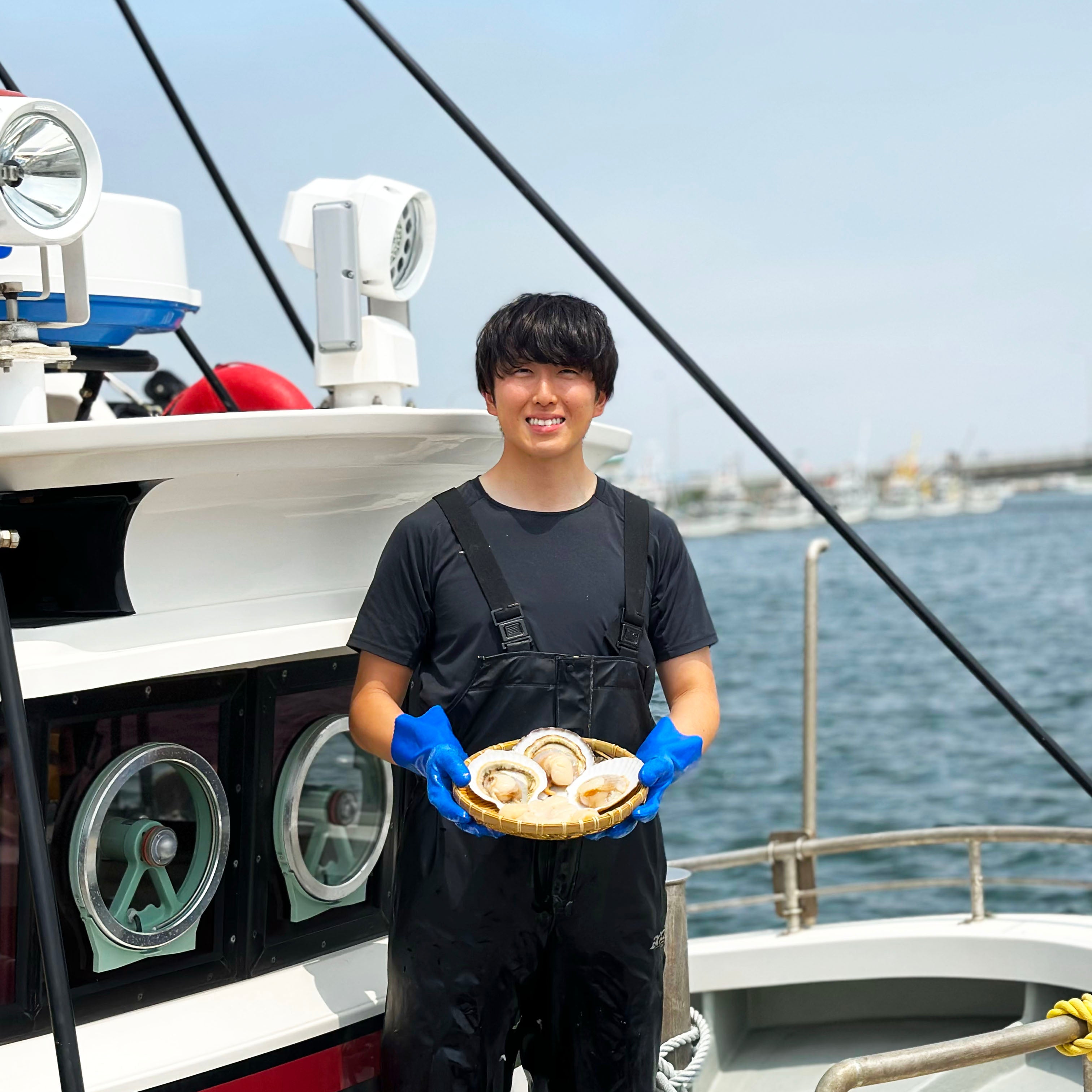 北海道漁師直送 殻付き極上プレミアムホタテ